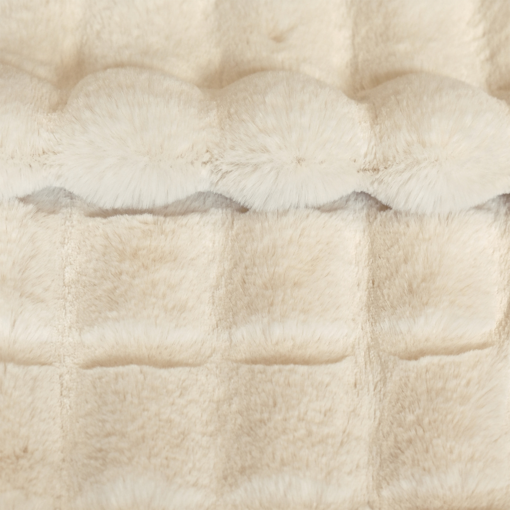 Tissu fausse fourrure imitation lapin 3D - Ecru