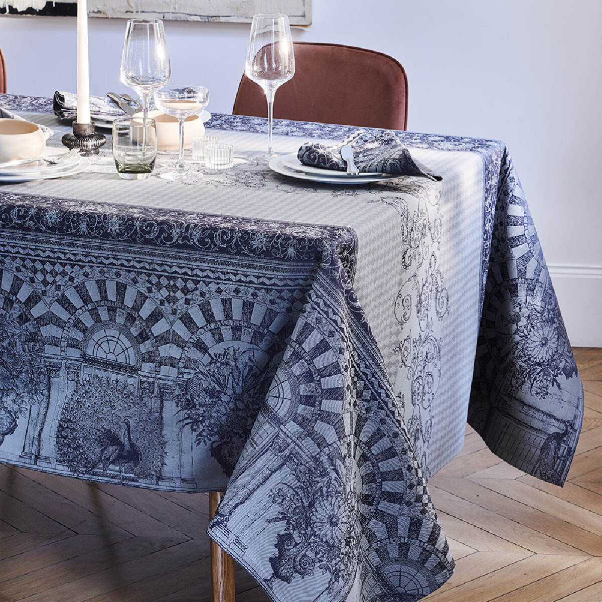 Chemin de table pur coton anti tache motif jacquard Arcades cendre