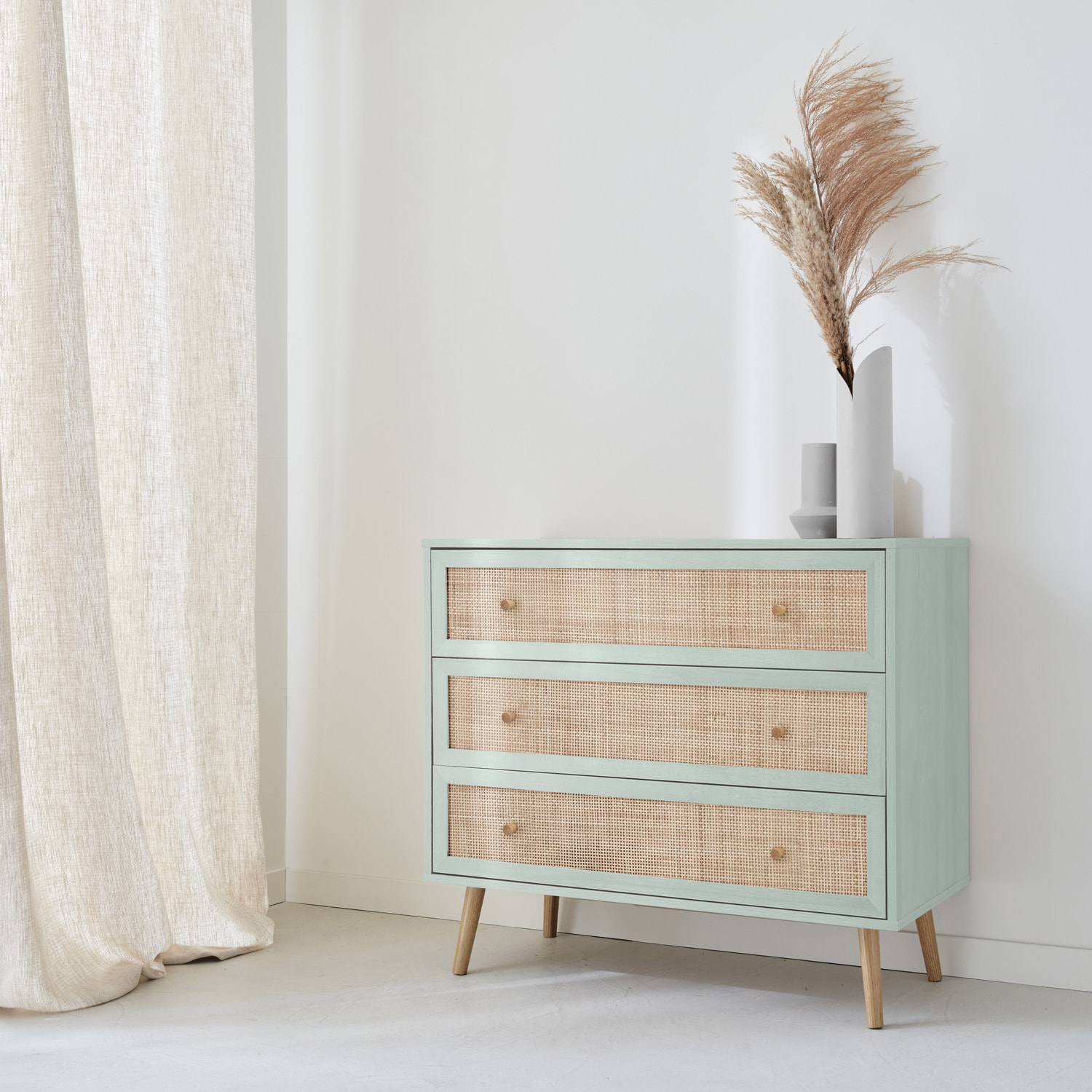 Commode en décor bois vert céladon et cannage 90x39x79cm - Bohème - 3 tiroirs