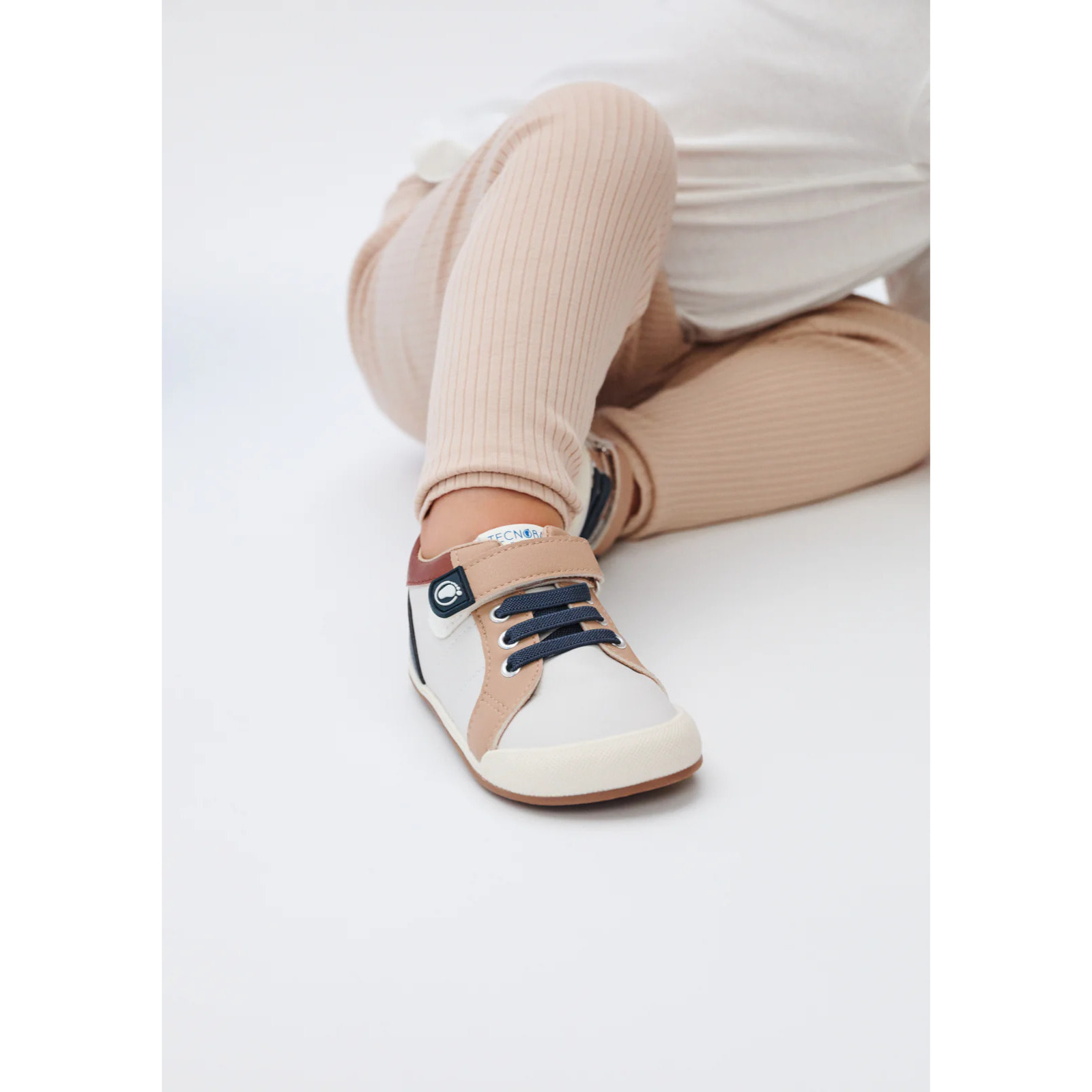 Scarpe sportive per bambini Collezione Tecnobaby Design rispettoso
