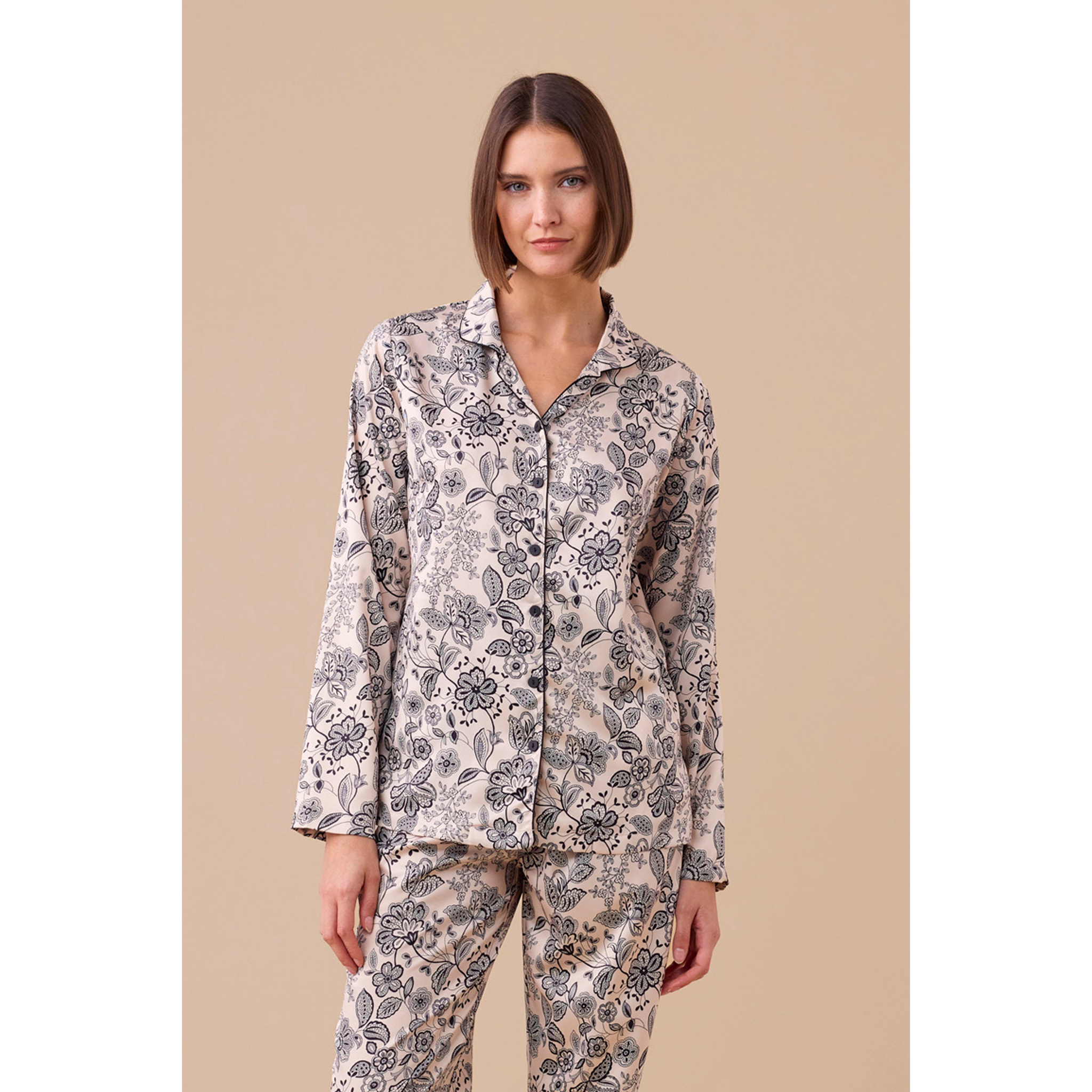 Pigiama donna in raso articolo poule. Noidinotte