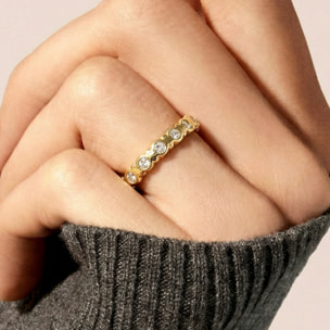 Anillo de Circonita brillante acabado en oro amarillo de 18k