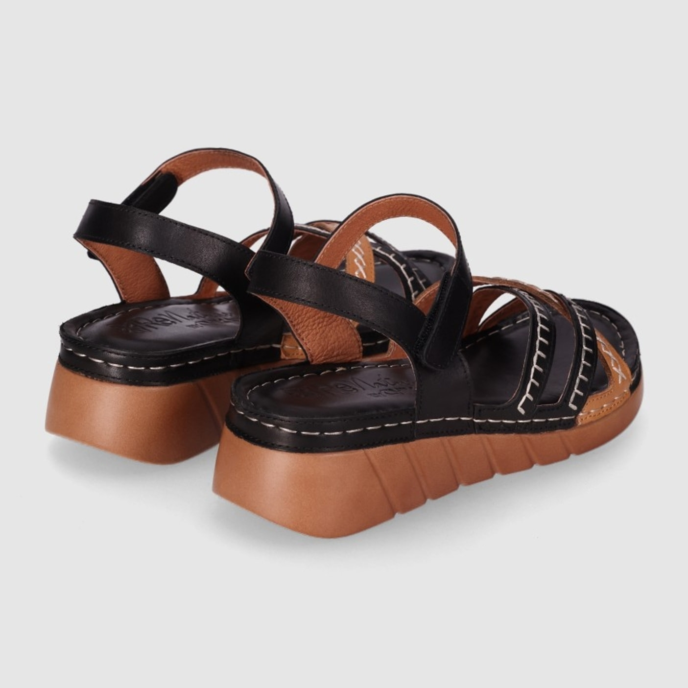 Sandalias de Piel - Negro - Tacón: 5 cm