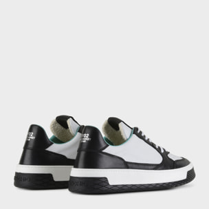 SNEAKER LOW P02 UOMO IN PELLE BIANCO-NERO