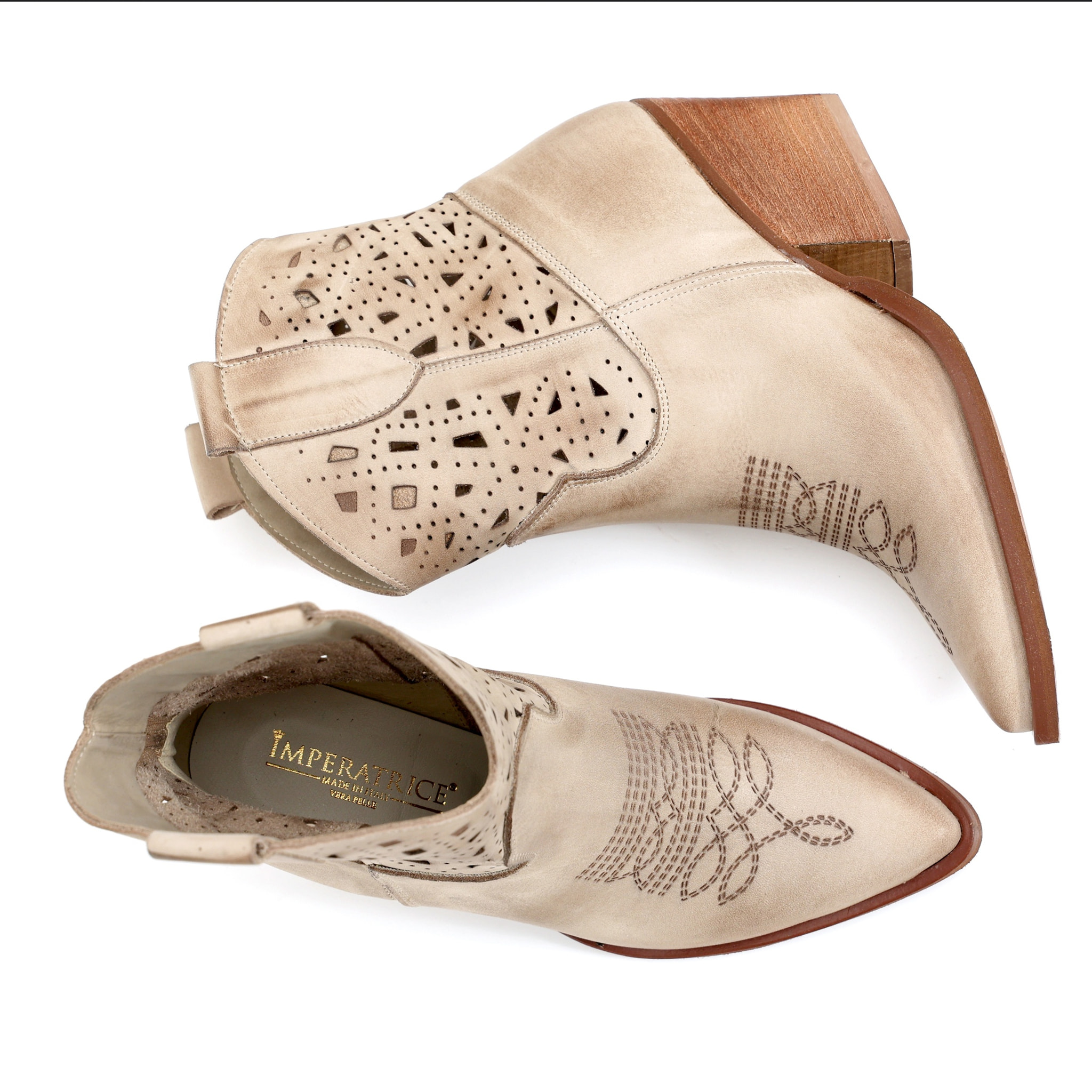 Stivaletti texani in vera pelle nabuk laserata