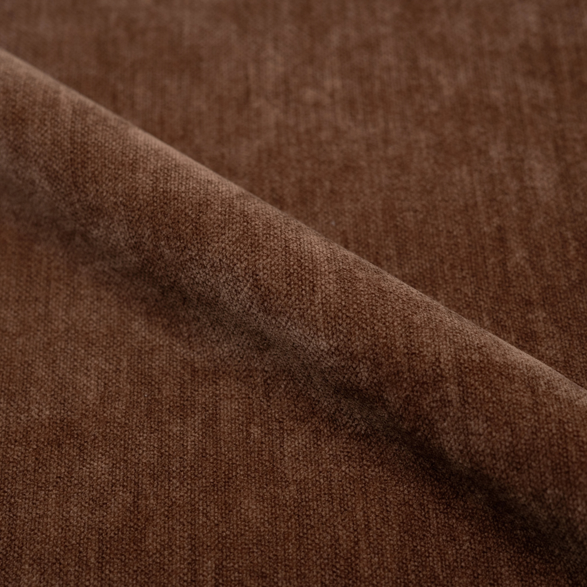 Fauteuil pivotant en tissu effet velours marron - Ricci