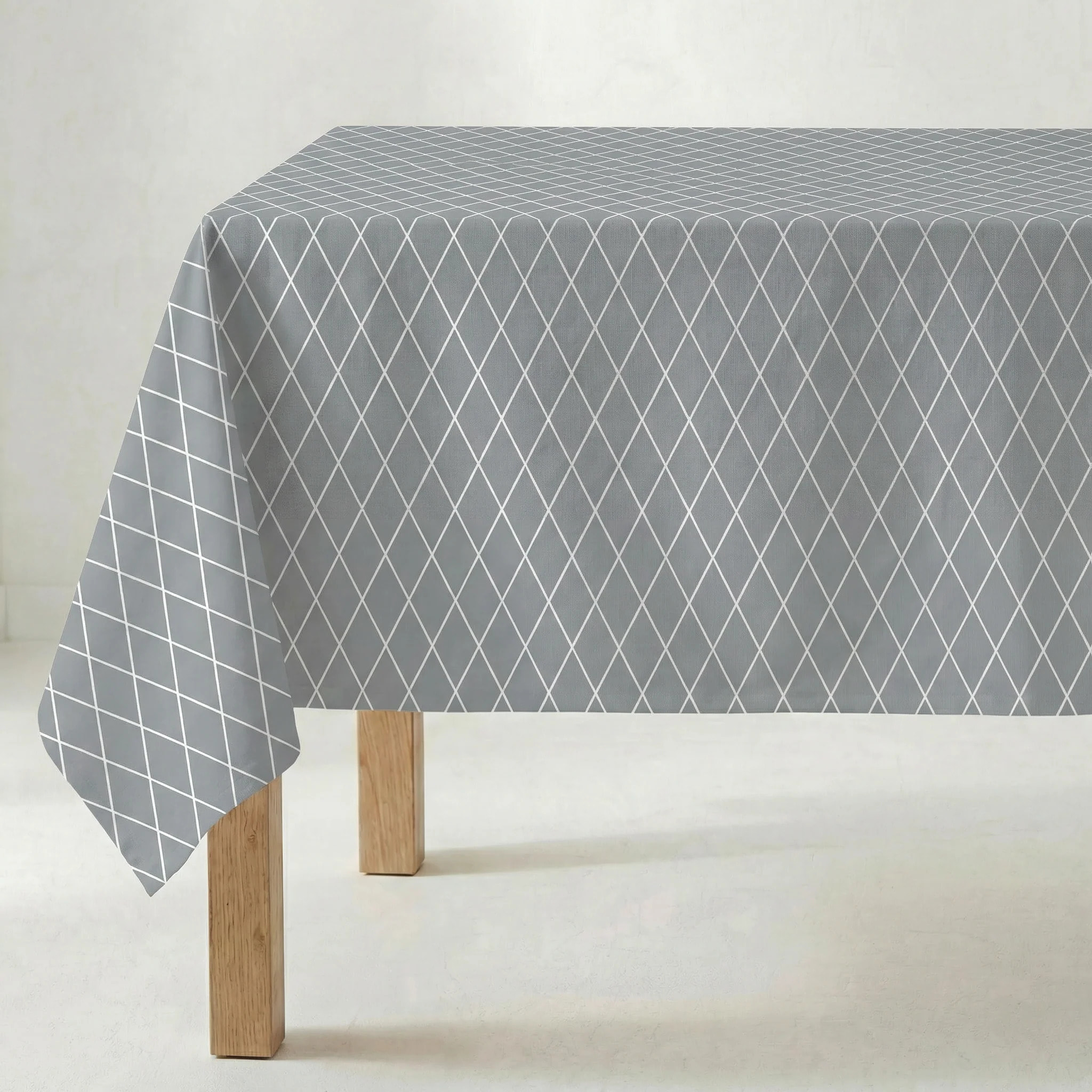 Nappe antitache au toucher tissu imperméable 120-297