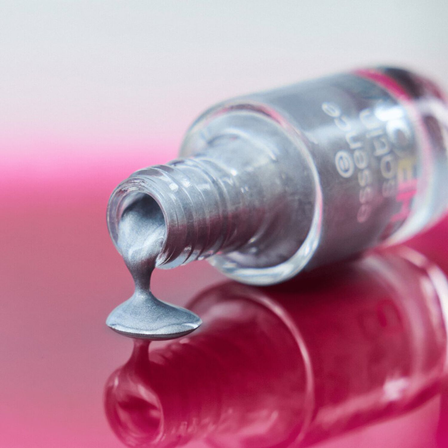 Satin Chrome Nail Polish - Vernis à Ongles Métallisé