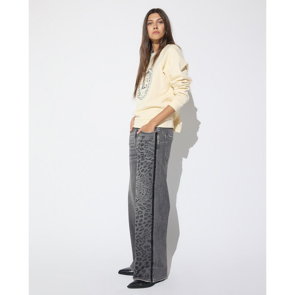 Jeans a gamba dritta con stampa leopardata ed effetto similpelle