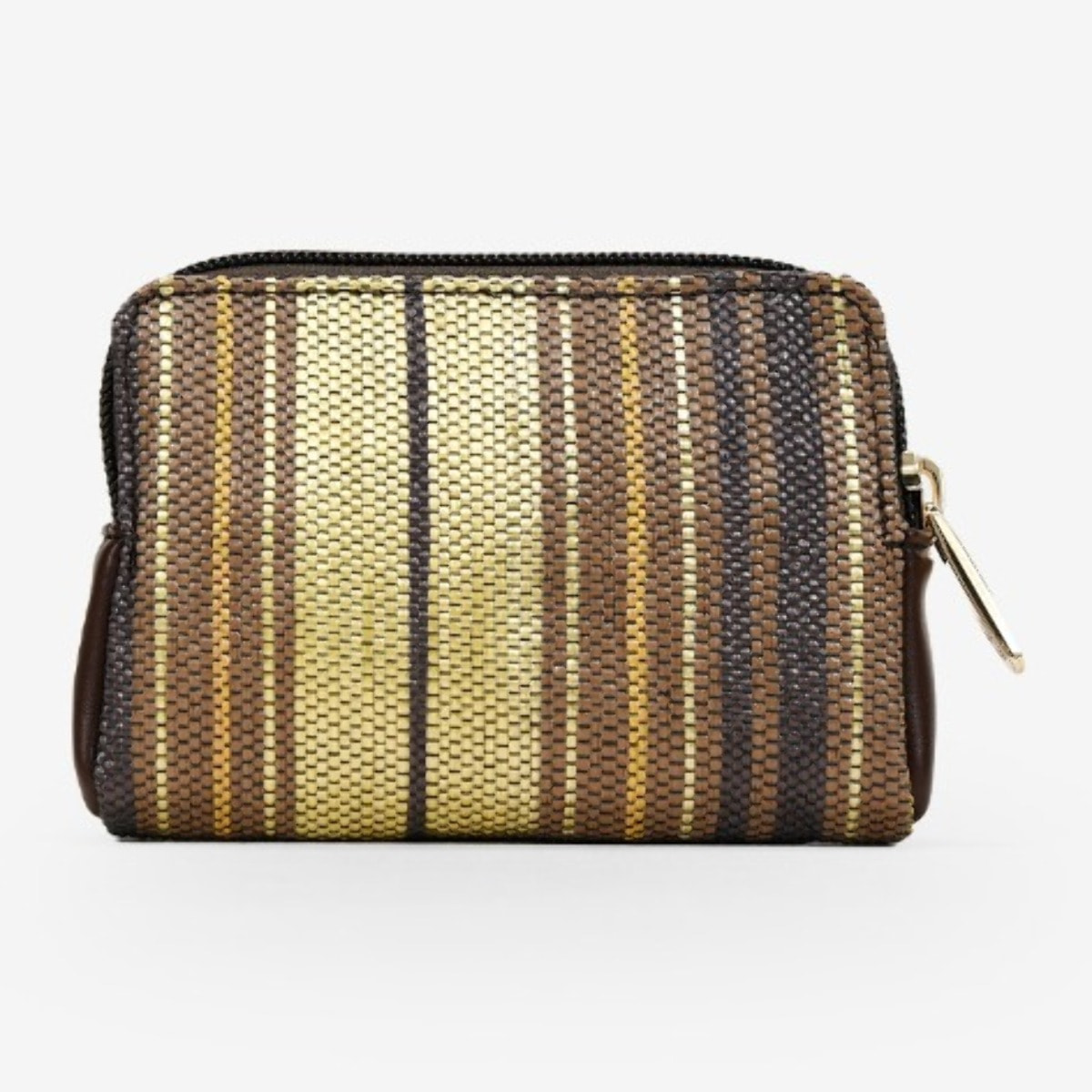 Monedero marrón con rafia