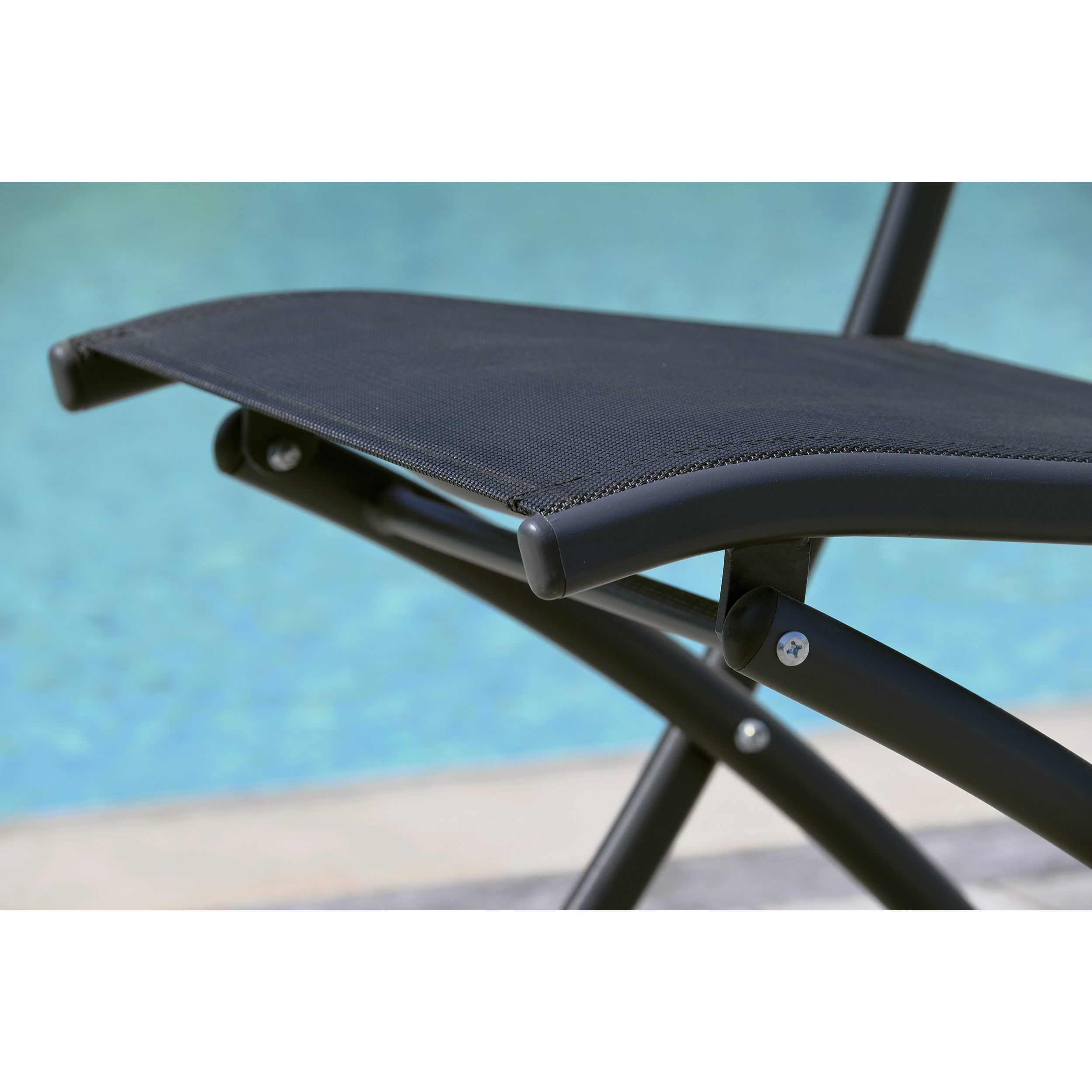 C43 - Chaise de jardin pliante en aluminium et toile plastifiée noire