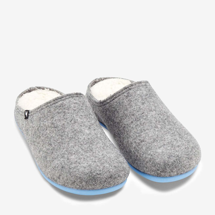 Zapatillas De Casa Bondi Gris