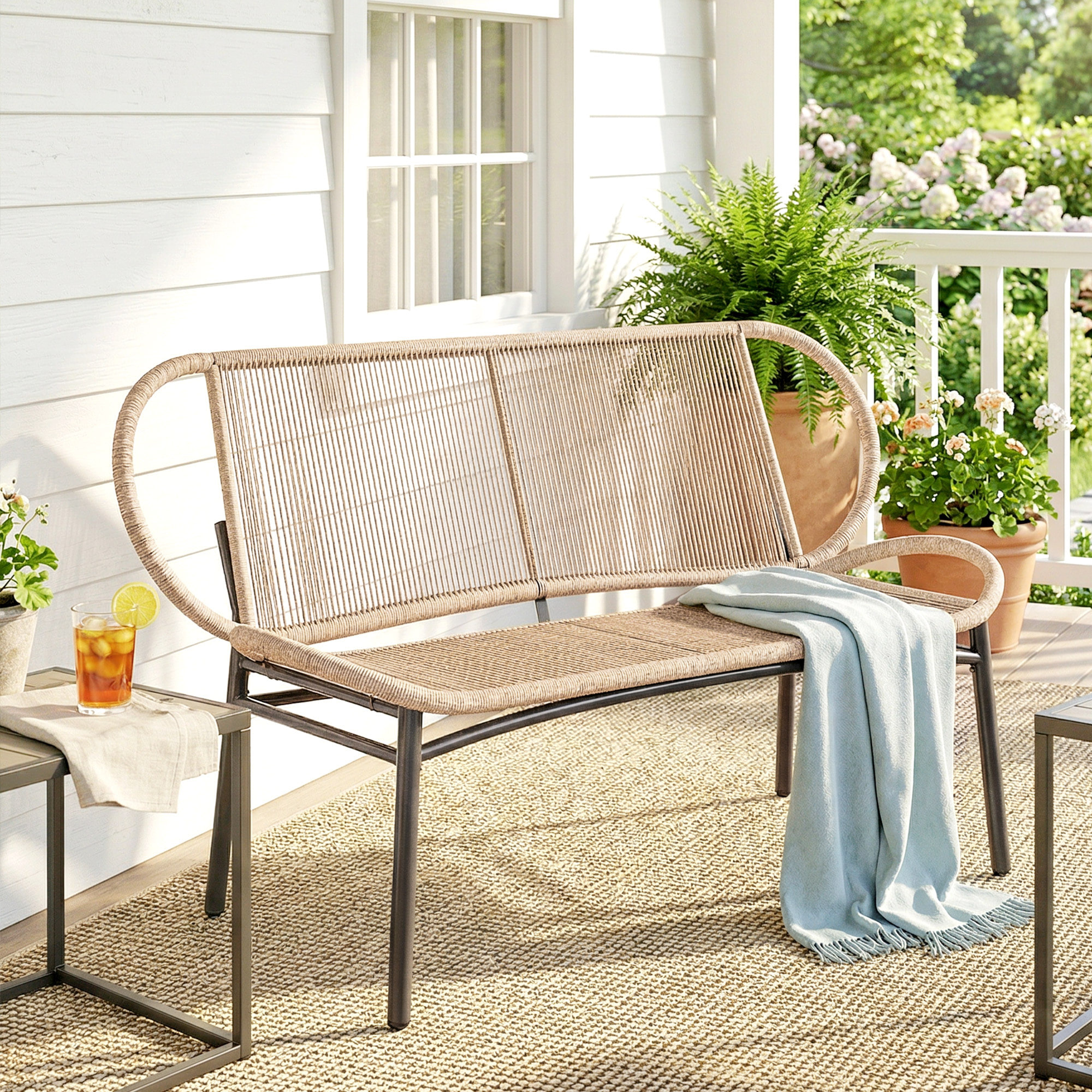 Banc de jardin 2 places design résine filaire effet rotin naturel métal noir
