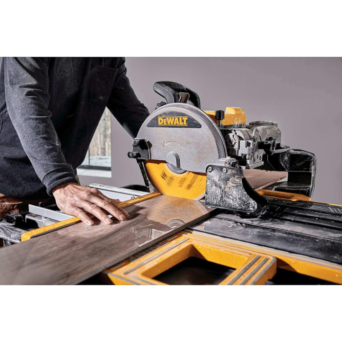 Scie à carrelage grande capacité 1600 W 250 mm - DEWALT - D36000-QS