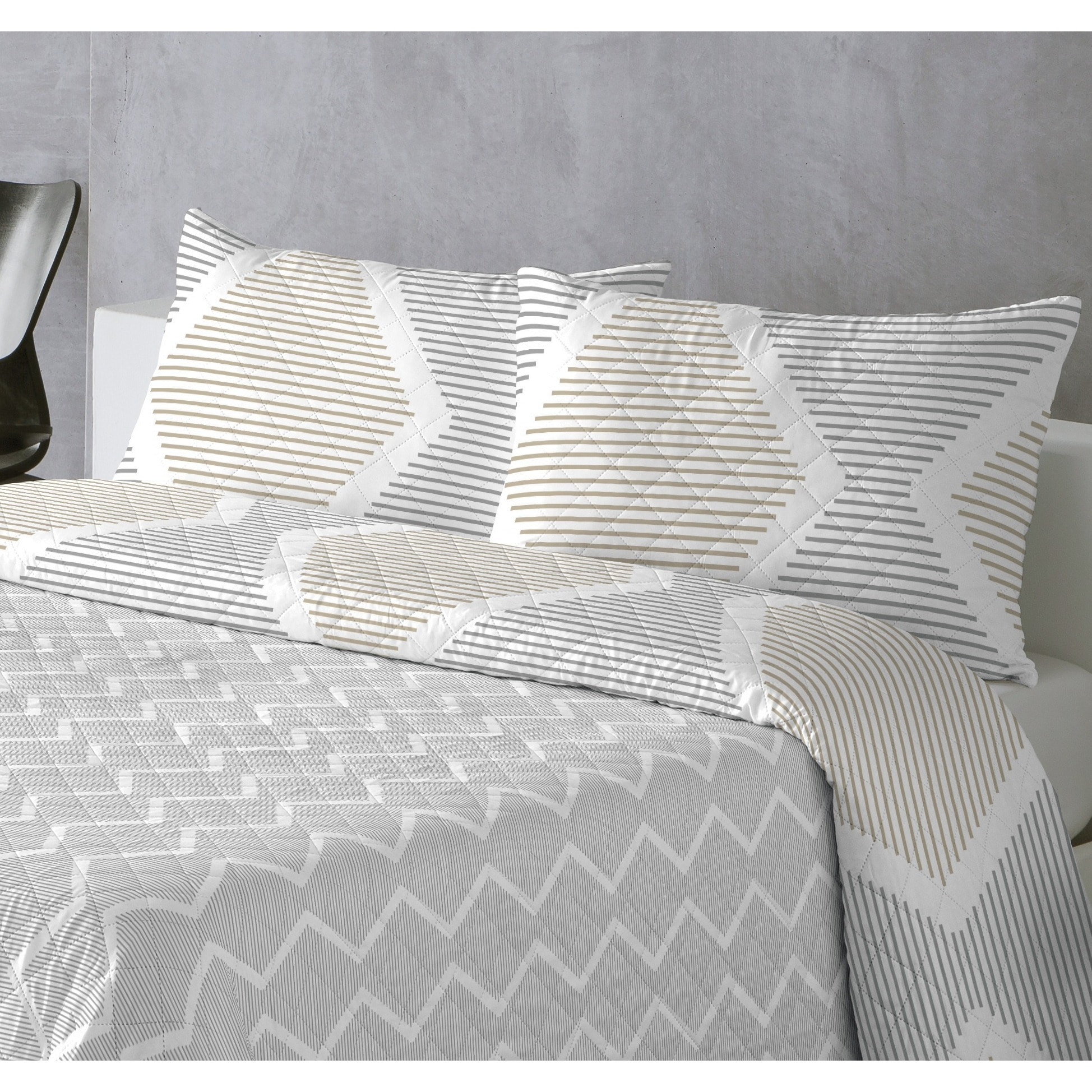 COLCHA ESTAMPADA REVERSIBLE AZURA DORADO