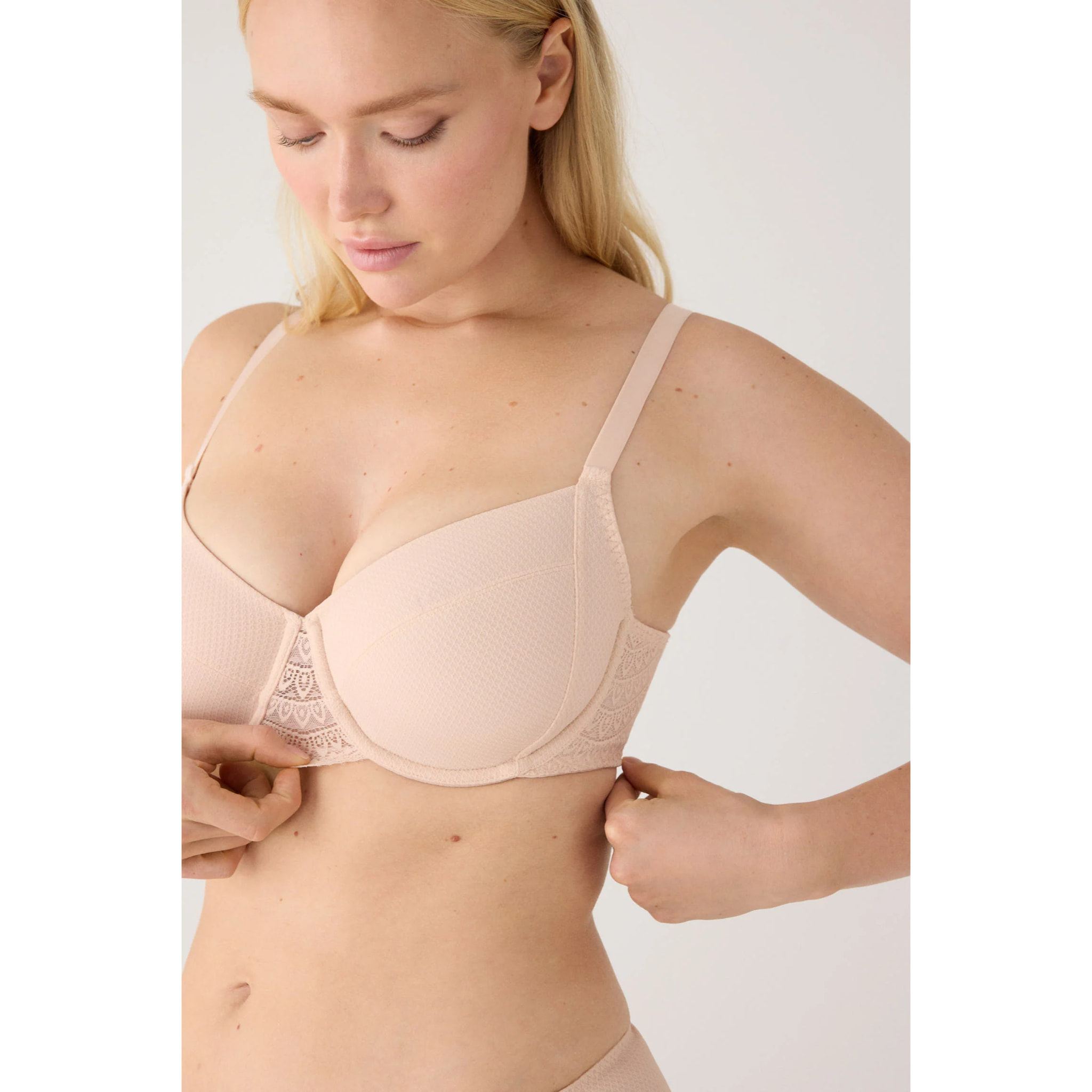 Reggiseno con ferretto senza imbottitura