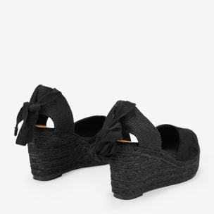 Alpargatas negras con cuña de esparto