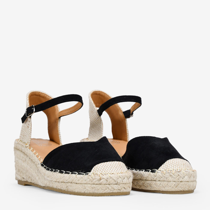 Alpargatas negras con cuña de esparto