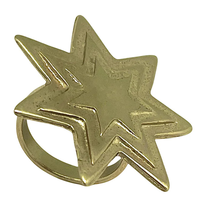 Anillo estrella relieve dorado chapado 10µ latón. Diseño Gloria Mago
