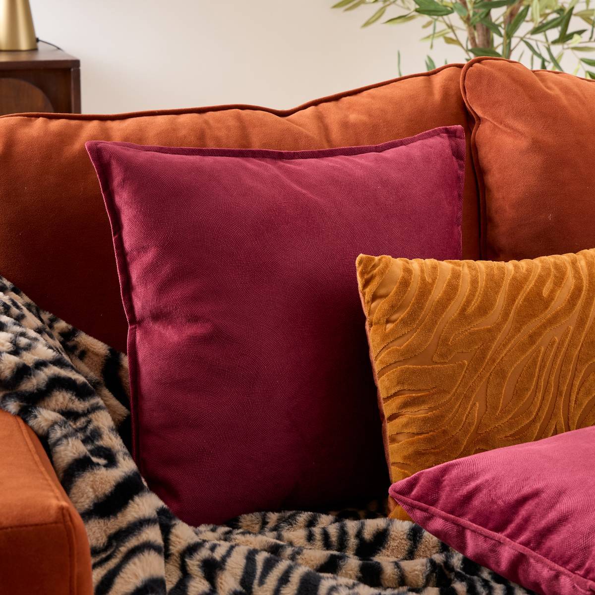 Coussin Lilou rouge grenat 45x45cm