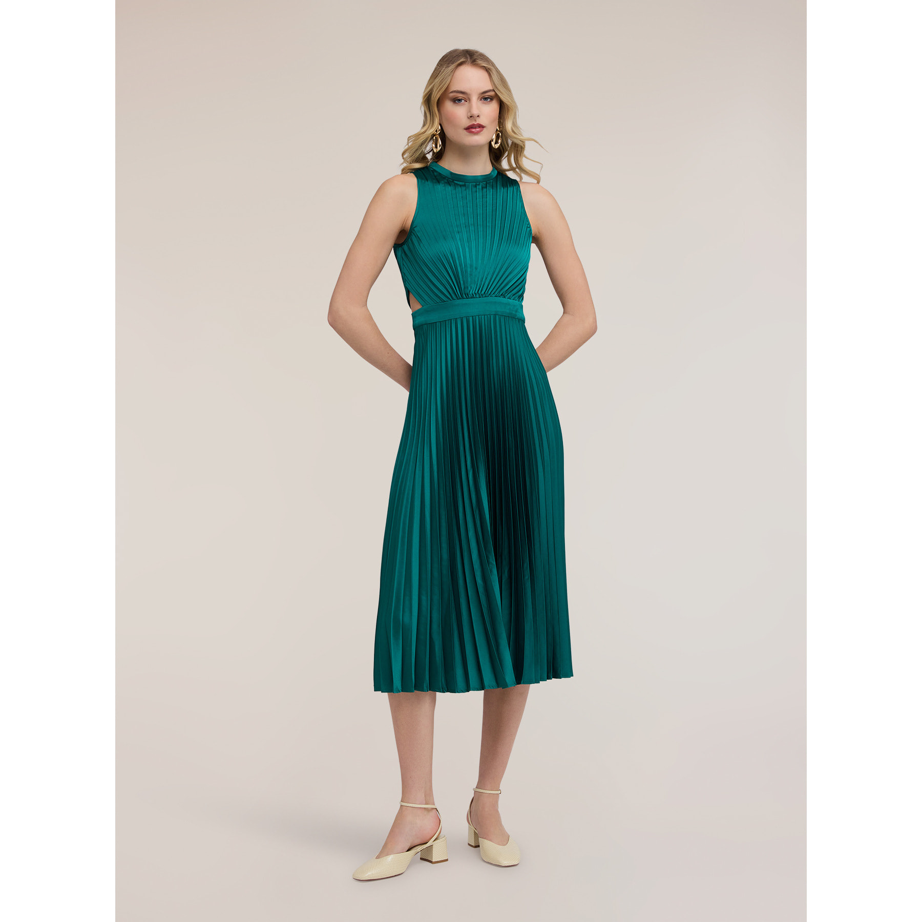 Motivi - Vestido flare plisado en raso - Verde
