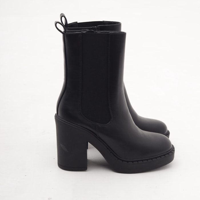 STIVALETTO ELASTICO ZIP TACCO NERO