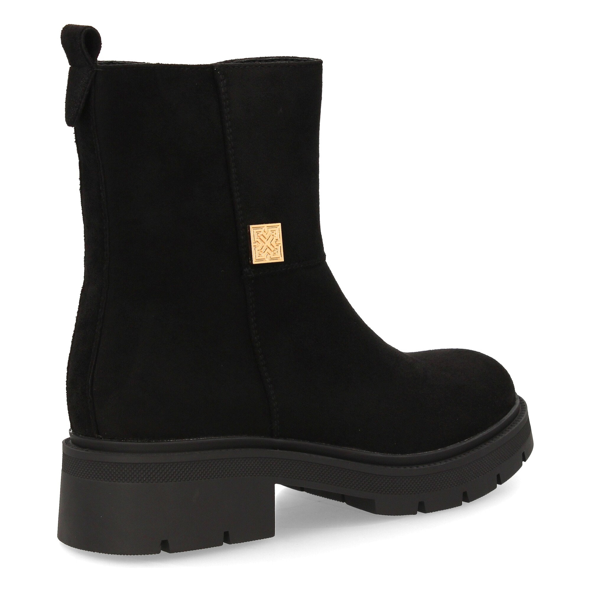 Botín moderno de mujer con detalle metálico