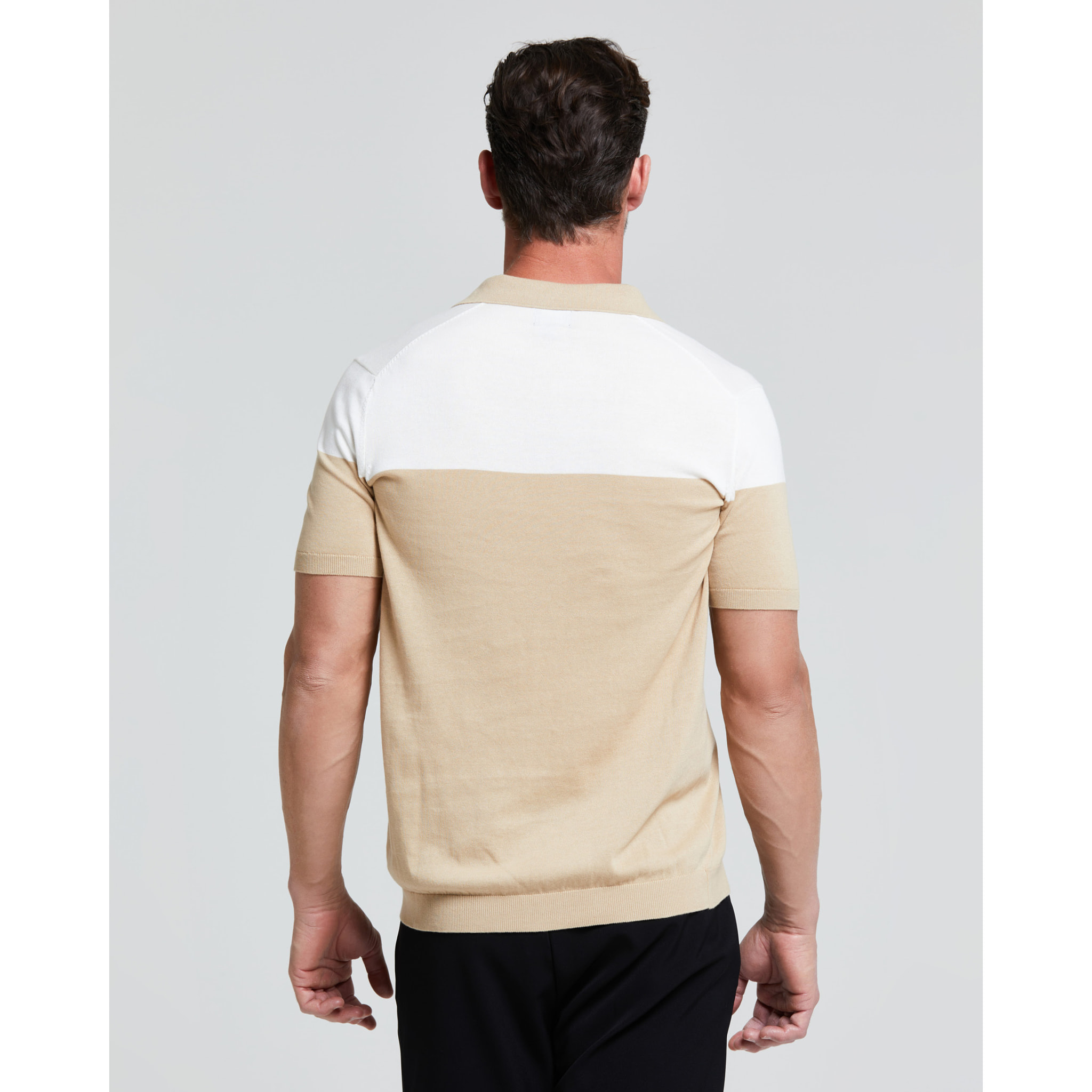 MAGLIA MIRKO SCOLLO A V MANICA CORTA