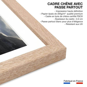 Affiche Rivière des Alpes Affiche + cadre en bois - Chêne