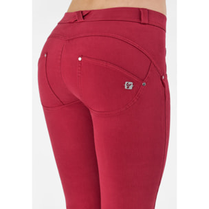 Pantaloni push up WR.UP® skinny in tessuto navetta tinto in capo