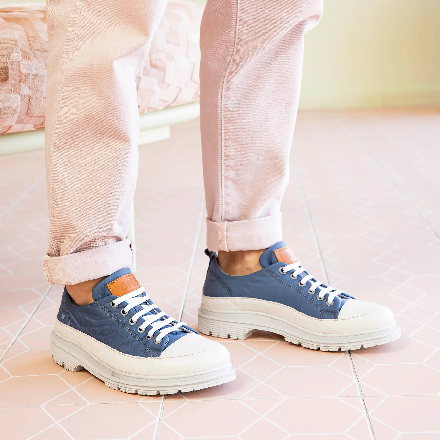 Zapatos 1894 NYLON KAKI/ BIRMINGHAM color Kaki