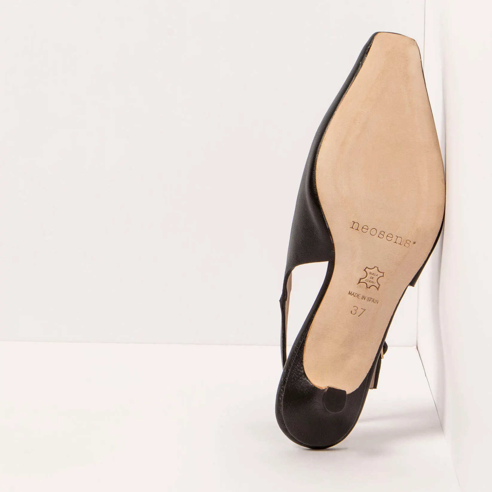 Sandalias con tacón S3024 NAPPA BLACK/ ALEDO color Black