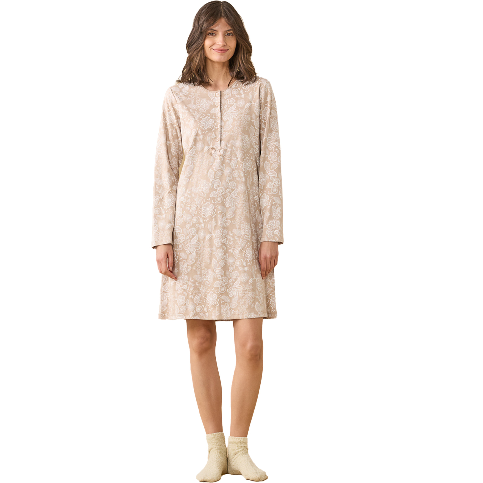 Camicia da notte donna in caldo cotone con abbottonatura frontale articolo cuore. Noidinotte