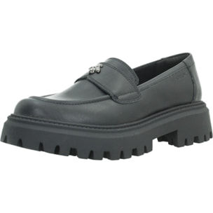 Zapatos Niña de la marca GEOX  modelo J MAQUINNENS GIRL NEGRO