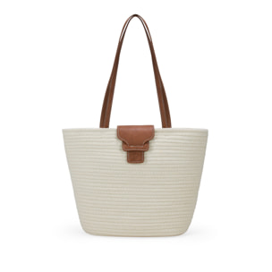 Bolso de hombro beige con solapa