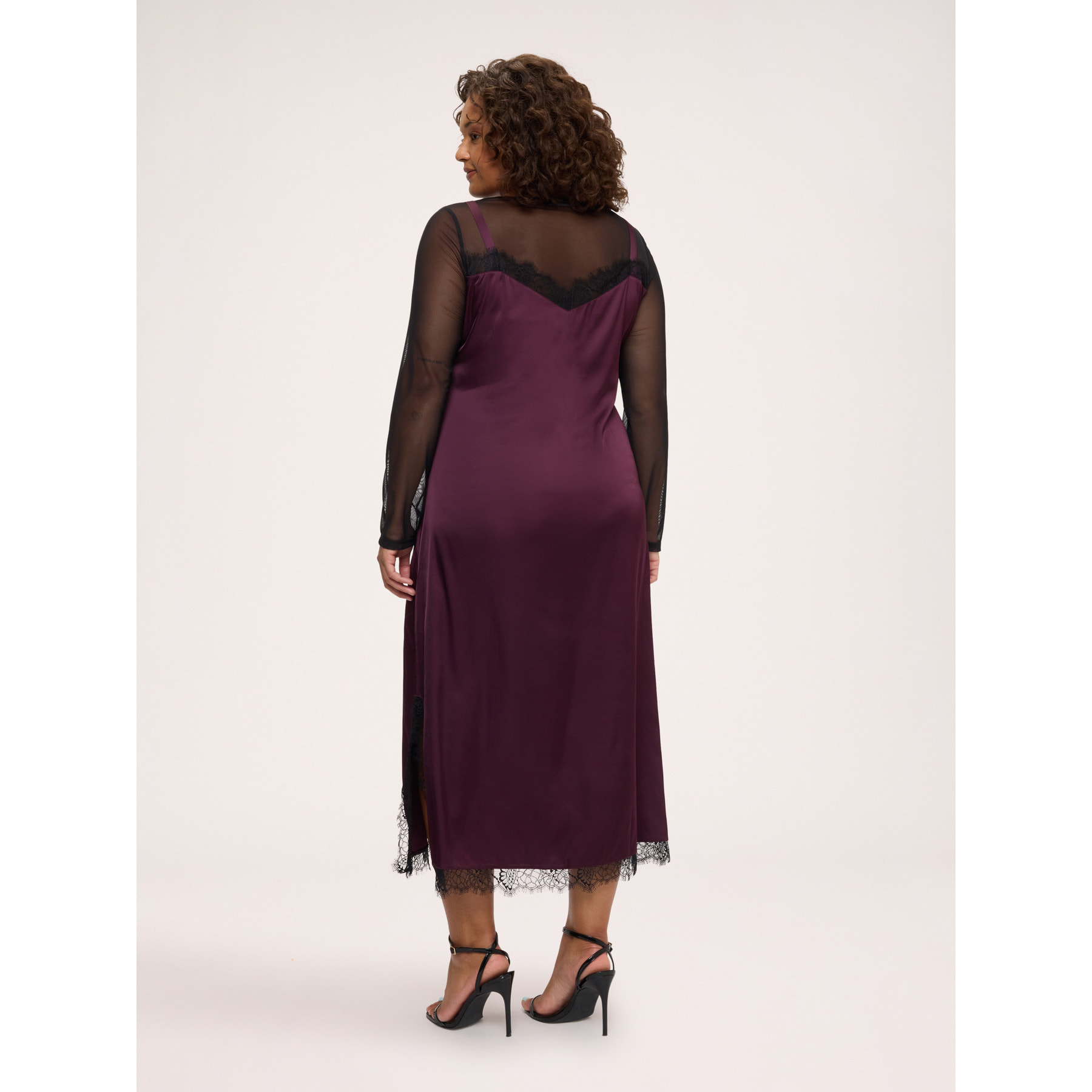 Fiorella Rubino - Vestito slip dress in raso stretch con inserti in tulle e pizzo - Bordeaux