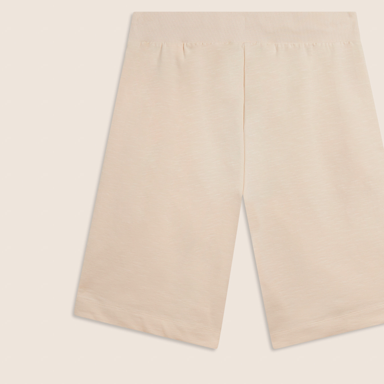 Pantaloni Corti con Spacchi Laterali in Tessuto Fiammato
