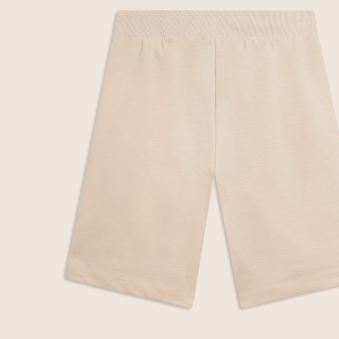Pantaloni Corti con Spacchi Laterali in Tessuto Fiammato