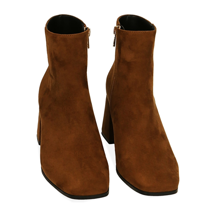 Ankle boots cognac in microfibra, tacco 7 cm