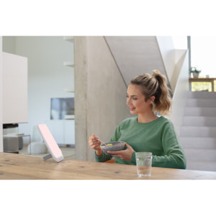 Lampe de luminothérapie pour apporter artificiellement la lumière du jour chez vous