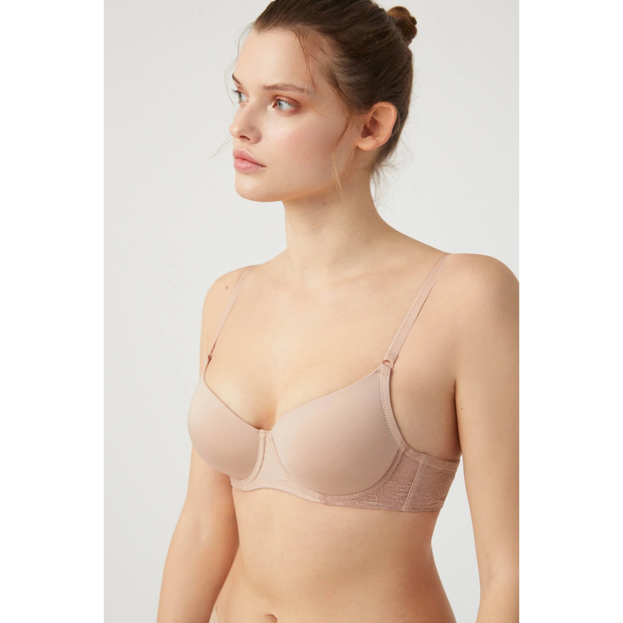 Reggiseno push-up imbottito con ferretto beige, coppe B e C