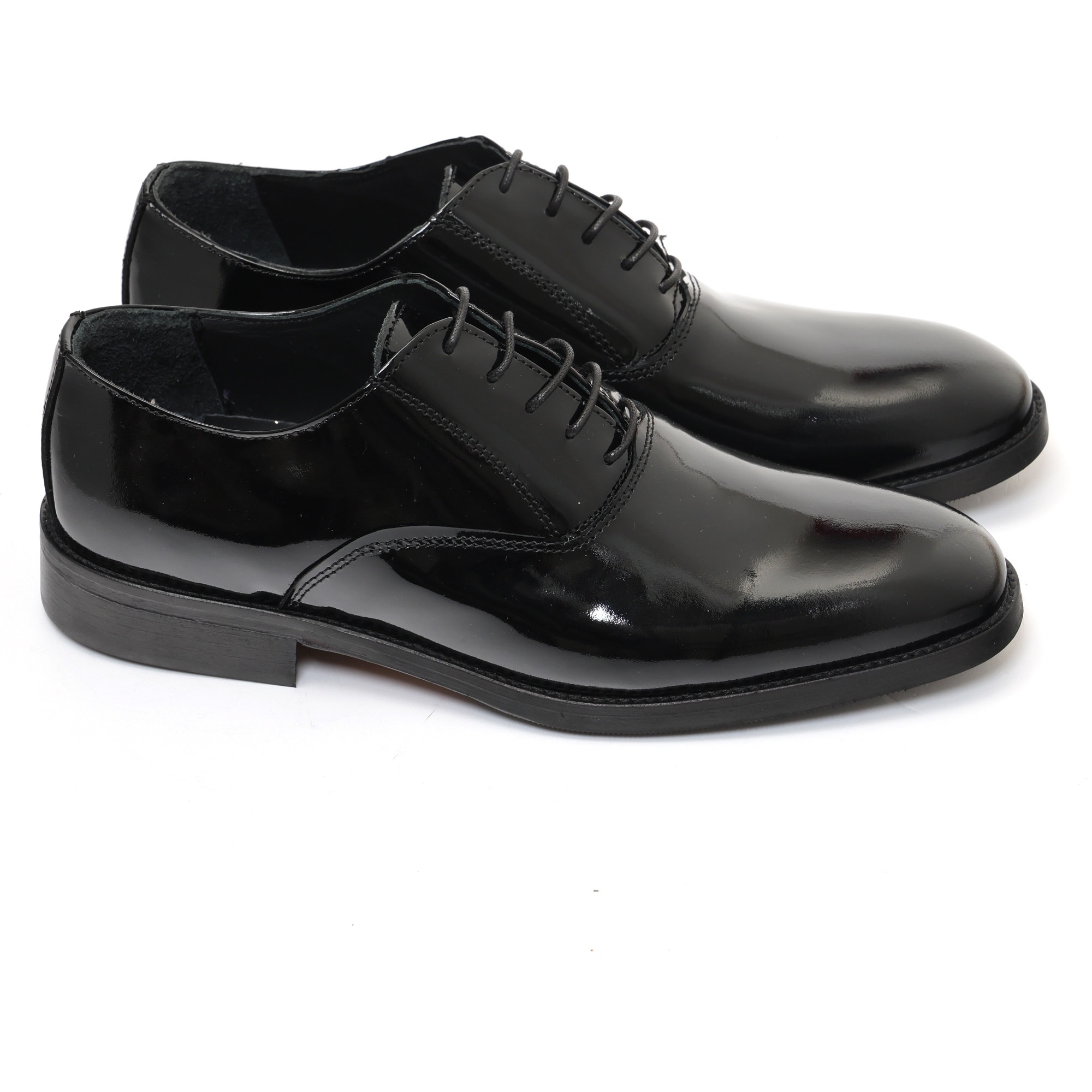 Francsesine stringate in vernice con fondo in cuoio antiscivolo