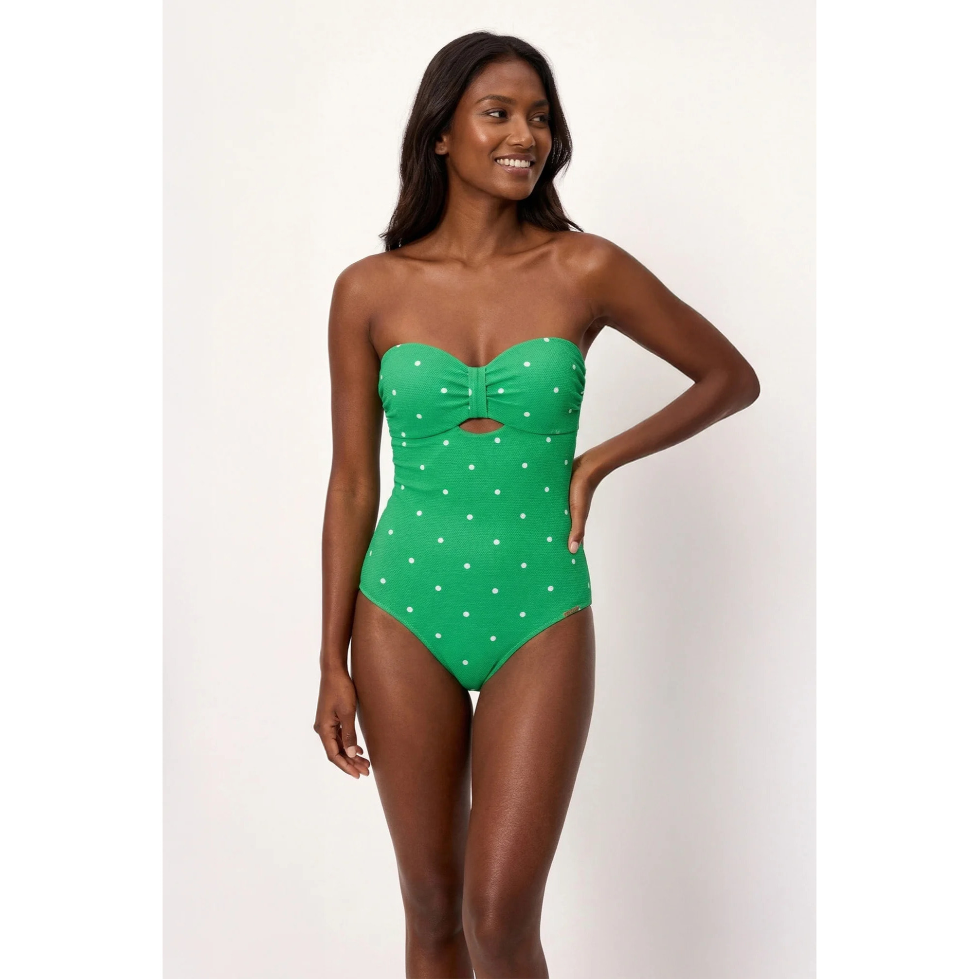 Costume bandeau modellante