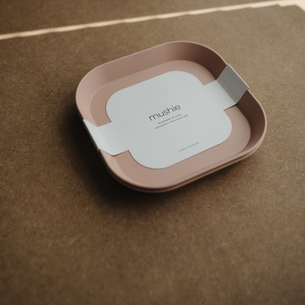 Mushie Pack Dos Platos Cuadrados Solid