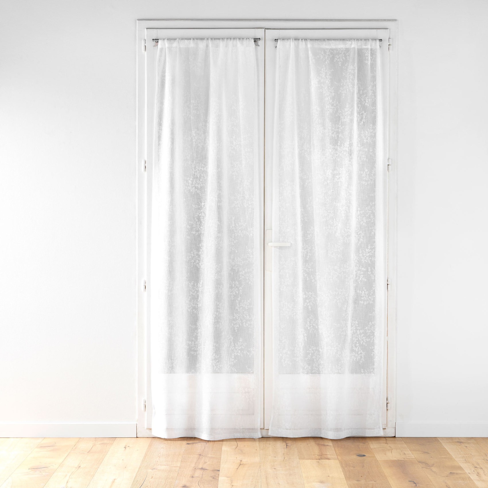 Paire de voilages passe-tringle en voile tissé motif feuillage - Blanc