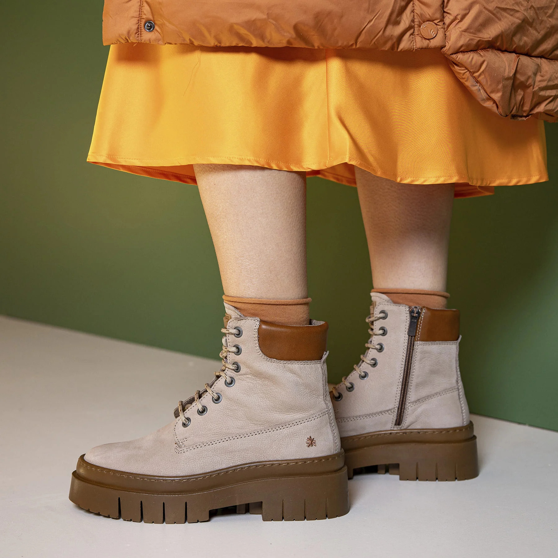 Botines 1967 NOBUCK KARAMEL/AMBERES color Karamel