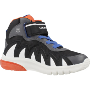 Zapatillas Niño de la marca GEOX  modelo J CIBERDRON BOY NEGRO