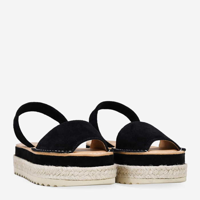 Alpargatas negras en piel con esparto