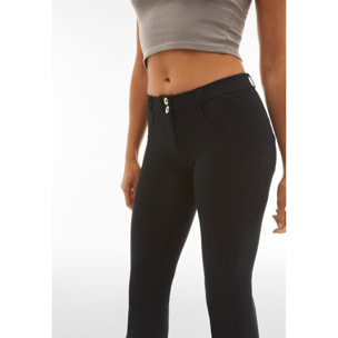 Pantaloni push up WR.UP® vita regular fondo flare in cotone