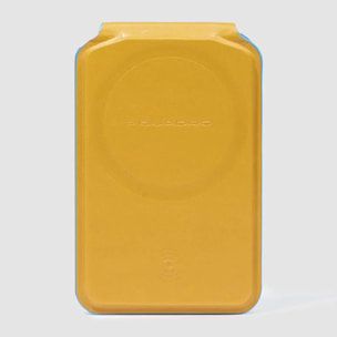 Piquadro MagSafe charger with locatable credit card holder